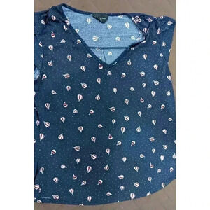 Women's casual hot air balloon print short sleeve shirt by The Workshop size M